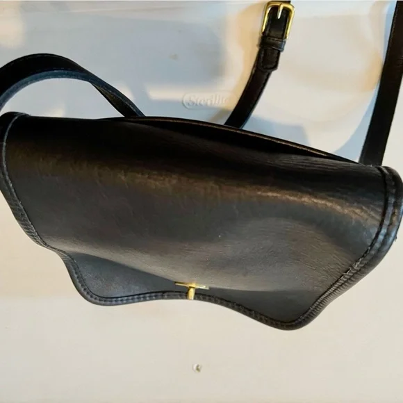 Vintage Coach Black Leather Crossbody Bag - Picture 8 of 10